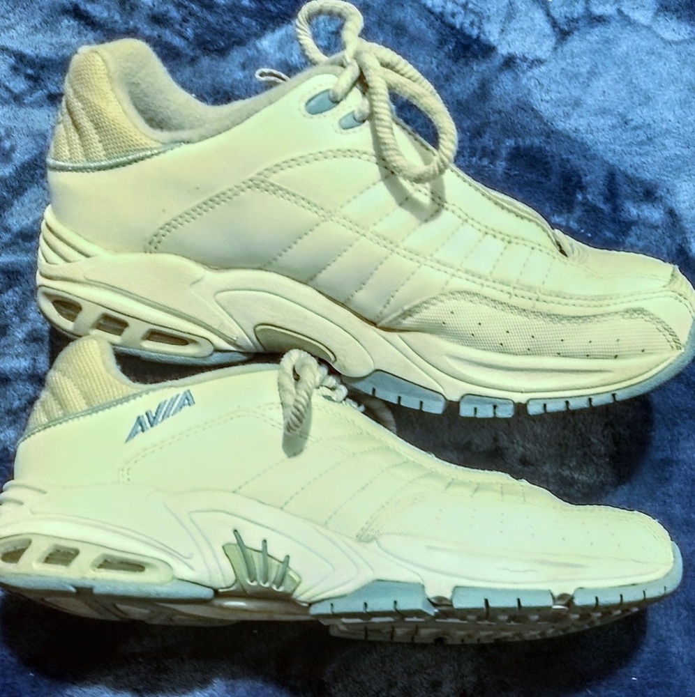 Women's Avia White And Blue Sneakers